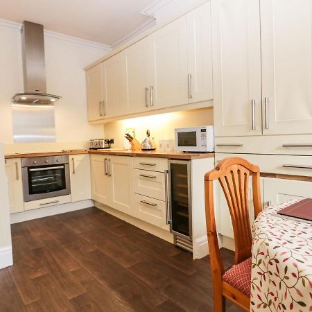 Flat 1 Kentholme Villa Grange-over-Sands Dış mekan fotoğraf